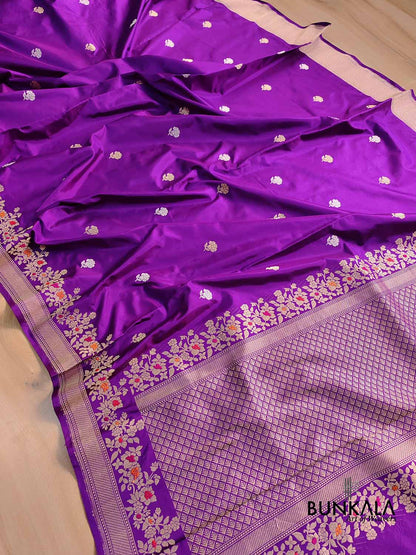 Two Tone Purple Pure Katan Silk Kadwa Handweaved Allover Small Flower Buti Banarasi Saree with Meenakari Border