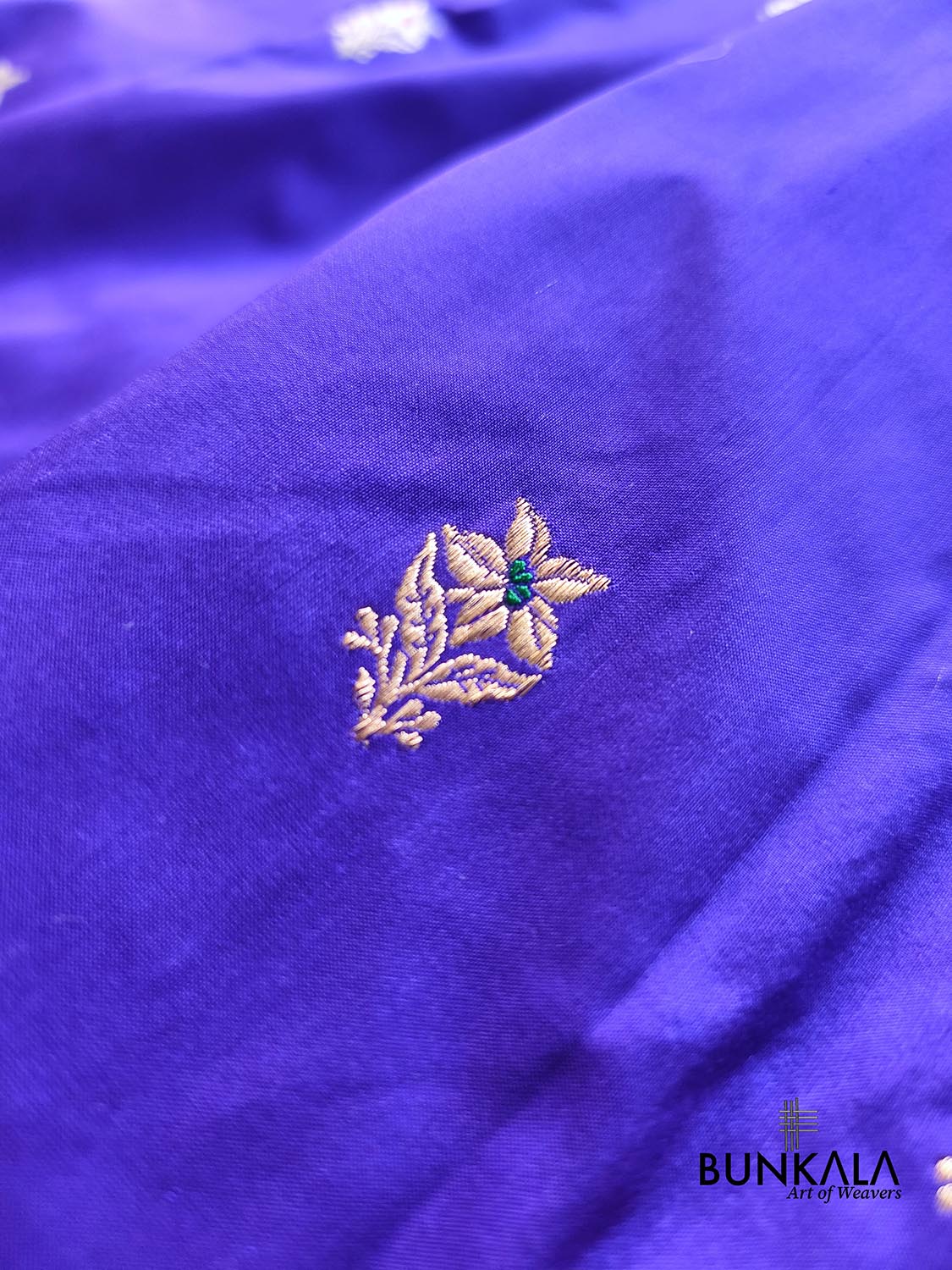 Bluish Purple Sona Rupa Flower Meena Kadwa Handwoven Buti Banarasi Pure Katan Silk Saree