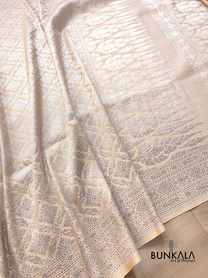 Off White Brocade Silver Zari Weaved Banarasi Mashru Silk Saree
