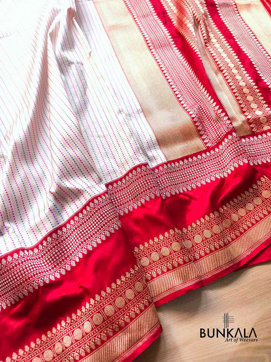 White Tanchui Geometrical Design Red Contrast Border Handloom Banarasi Pure Katan Silk Saree