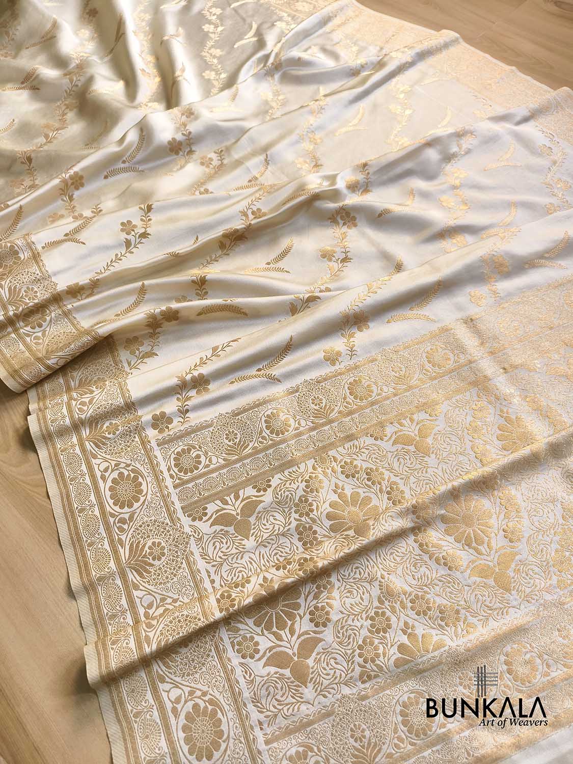 Ivory & Gold Intricate Floral Jaal Weaved Banarasi Mashru Silk Saree