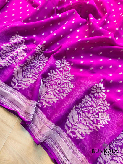 Purple Shaded Silver Zari Flower Big Buta Banarasi Pure Georgette Saree