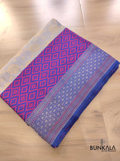 Pastel Grey Pure Katan Silk Handloom Double Tana Banarasi Saree with Big Blue Contrast Border
