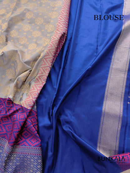 Pastel Grey Pure Katan Silk Handloom Double Tana Banarasi Saree with Big Blue Contrast Border