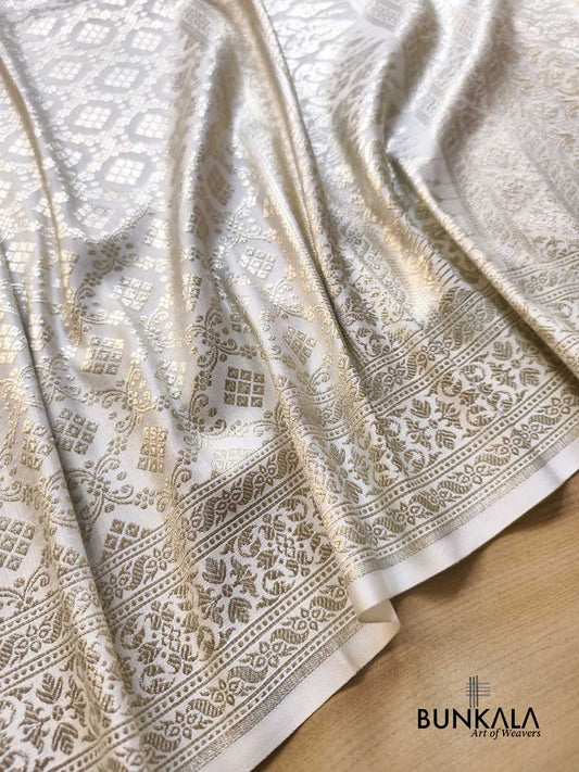 Off White Brocade Weaved Banarasi Mashru Silk Saree