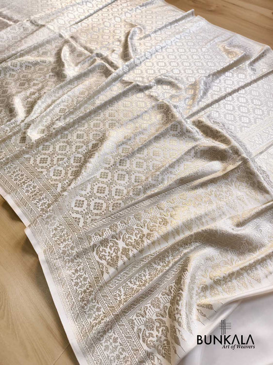 Off White Brocade Weaved Banarasi Mashru Silk Saree