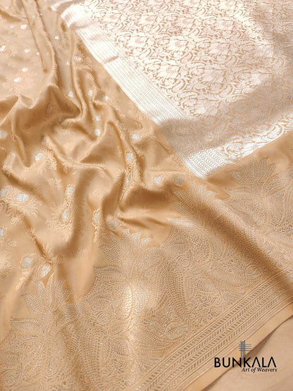 Beige Mashru Silk Silver Zari Weaved Jamewar Banarasi Saree