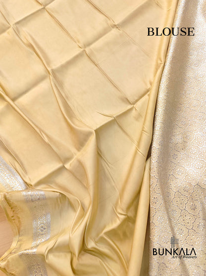 Light Beige Mashru Silk Brocade Weaved Banarasi Saree