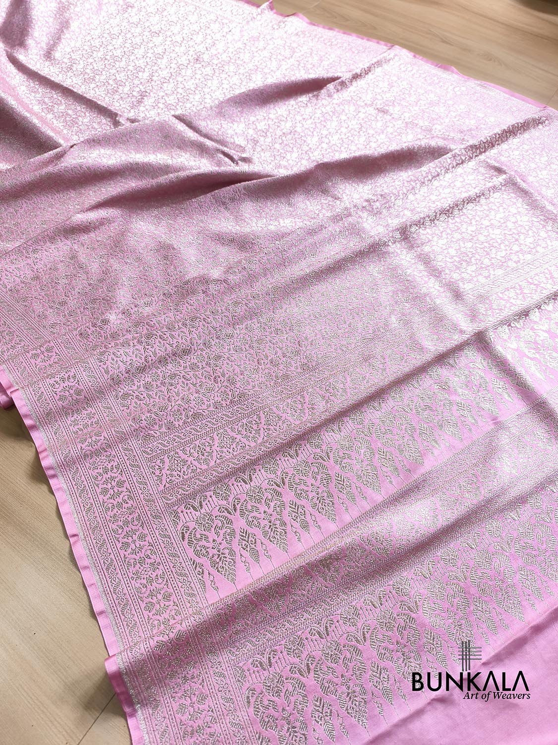 Baby Pink Floral Brocade Weaved Banarasi Mashru Silk Saree