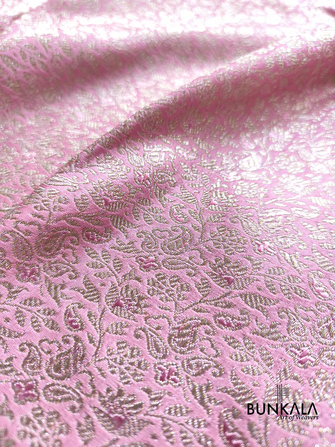 Baby Pink Floral Brocade Weaved Banarasi Mashru Silk Saree