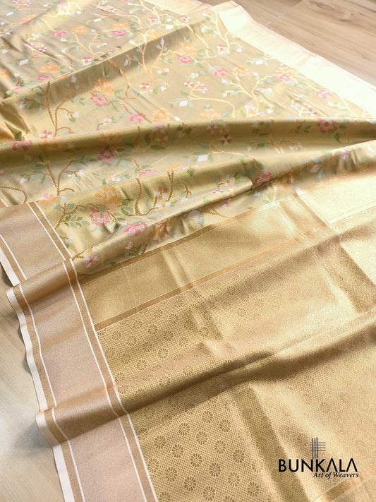 Beige Jamdani Banarasi Floral Jaal Meenakari Weaved Tissue Saree