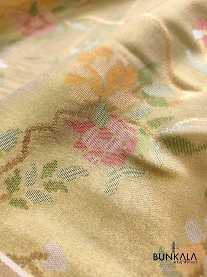 Beige Jamdani Banarasi Floral Jaal Meenakari Weaved Tissue Saree