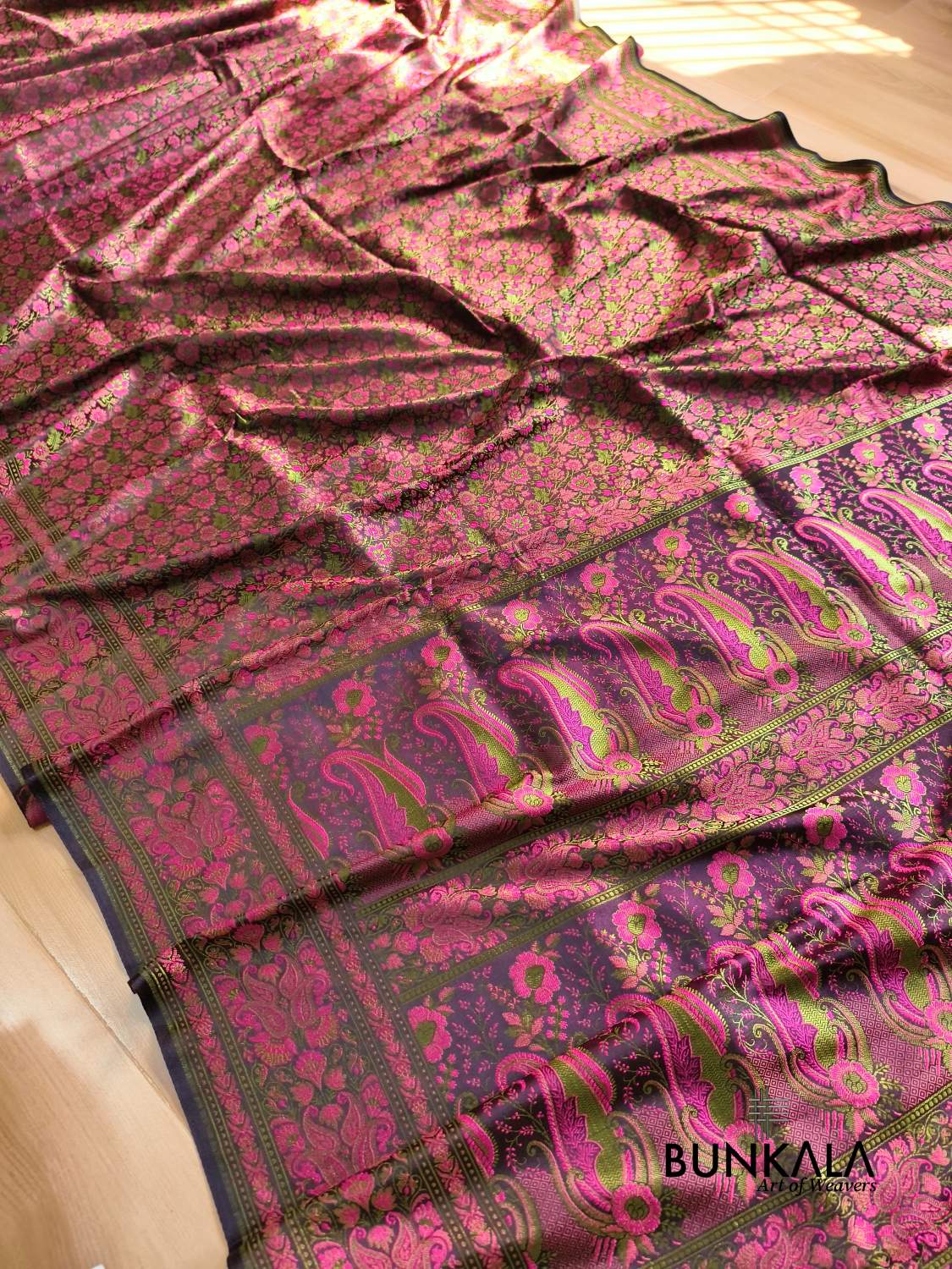 Black Banarasi Meena Jamewar Weaved Mashru Silk Saree 