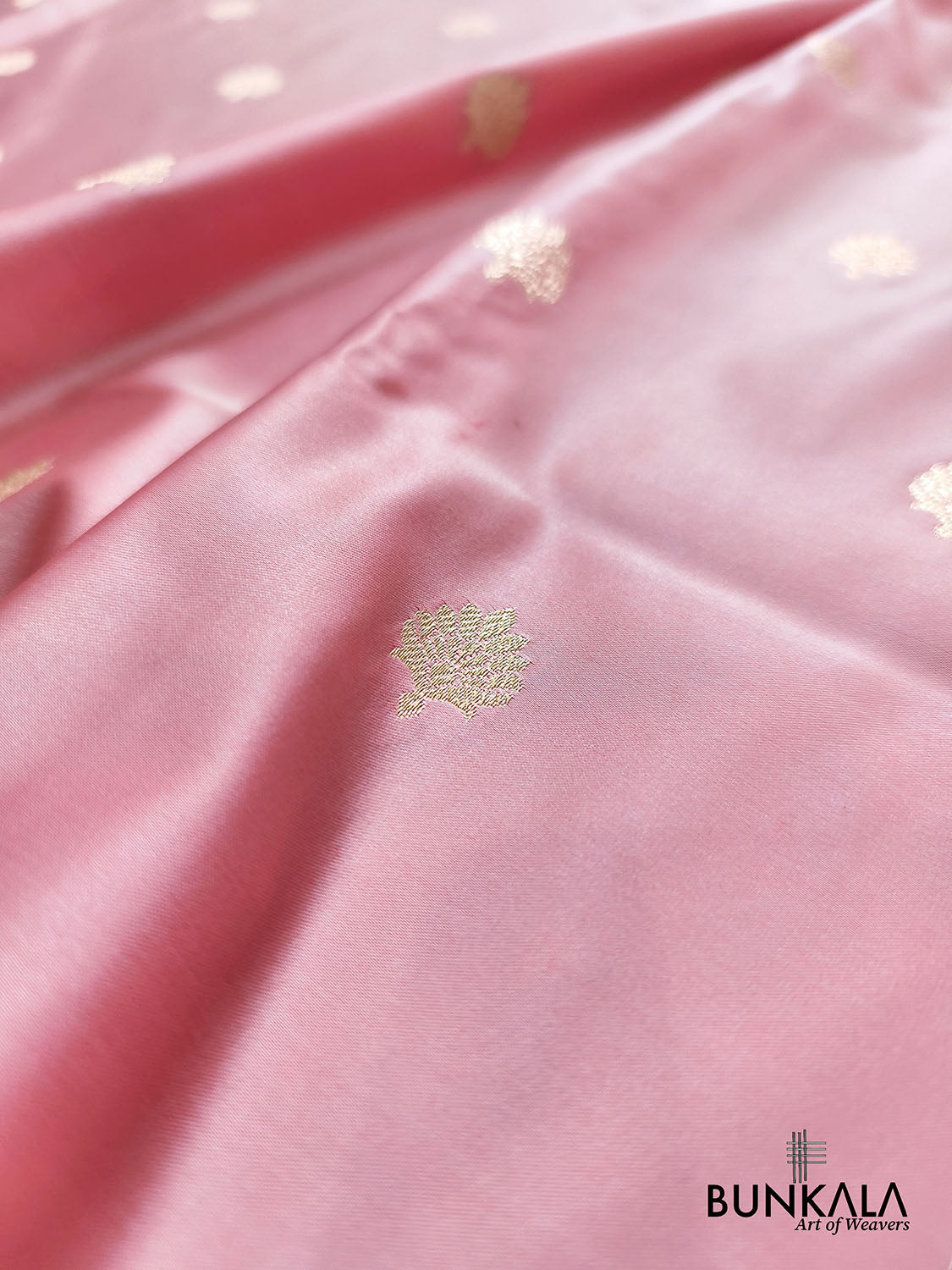 Blush Pink with Contrast Red Border Banarasi Mashru Silk Saree