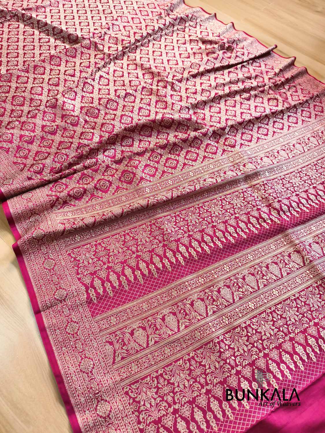 Bridal Magenta Brocade Weaved Banarasi Mashru Silk Saree