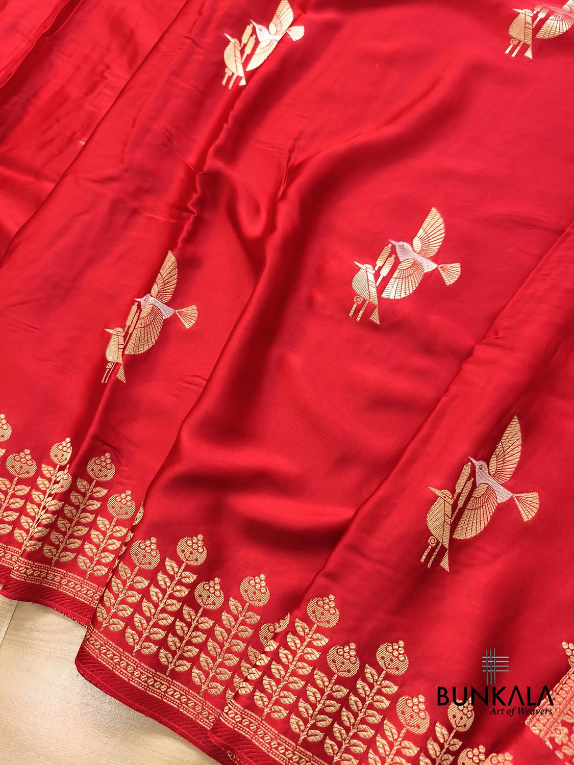 Bridal Red Birds Motif Banarasi Mashru Silk Saree