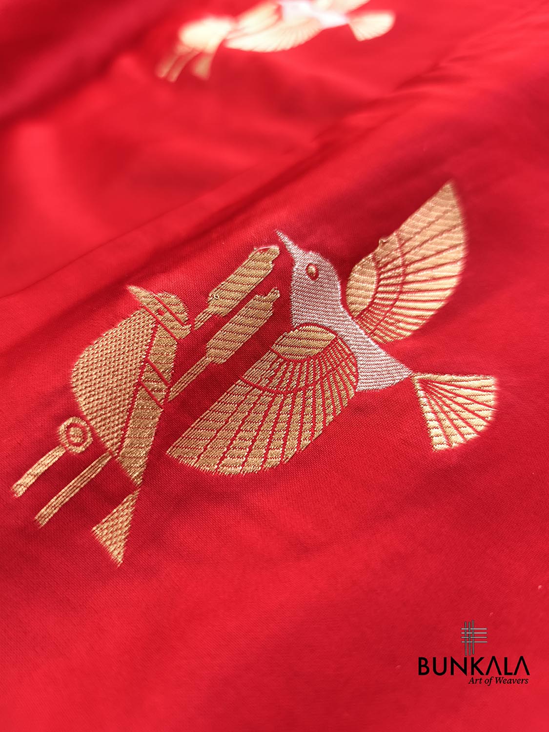 Bridal Red Birds Motif Banarasi Mashru Silk Saree