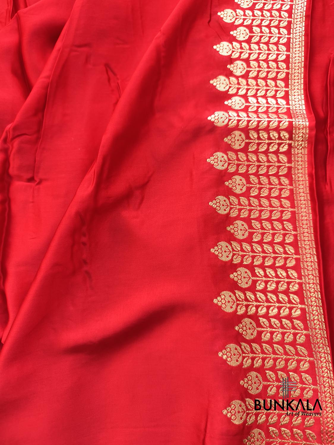 Bridal Red Birds Motif Banarasi Mashru Silk Saree