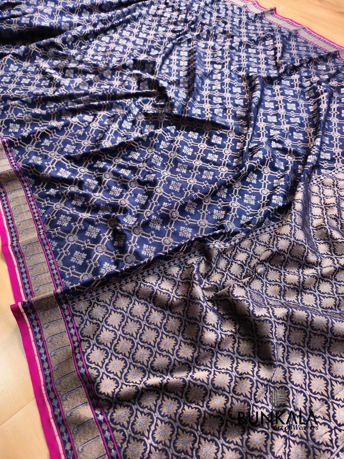 Deep Blue Ektara Banarasi Jamdani Geometric Weaved Silk Saree