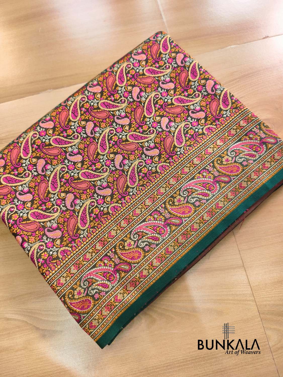 Deep Green Banarasi Meena Jamewar Weaved Mashru Silk Saree 