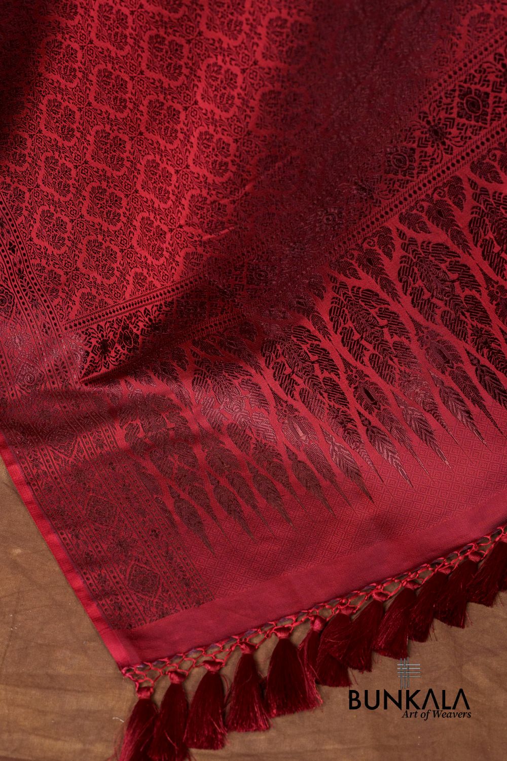 Deep Maroon Mashru Silk Brocade Resham Weaved Banarasi Dupatta 