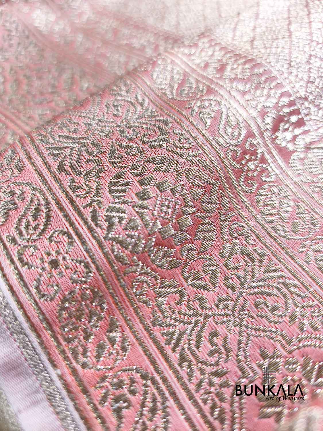 Dual Peach Tone Brocade Weaved Banarasi Mashru Silk Saree