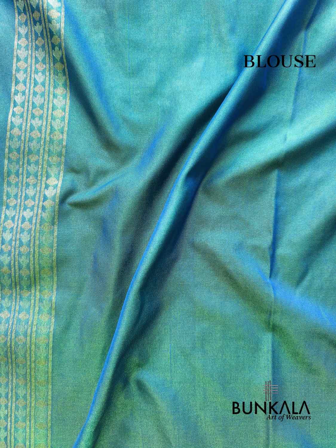 Dual Shade Blue Ektara Banarasi Jamdani Geometric Weaved Silk Saree