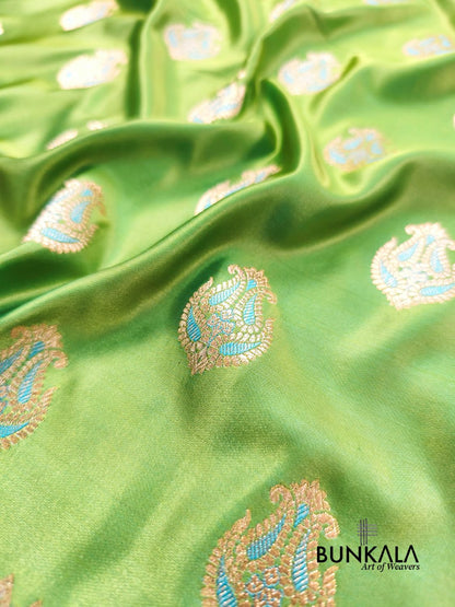 Dual Shade Green Meena Vintage Buti Banarasi Mashru Silk Saree 