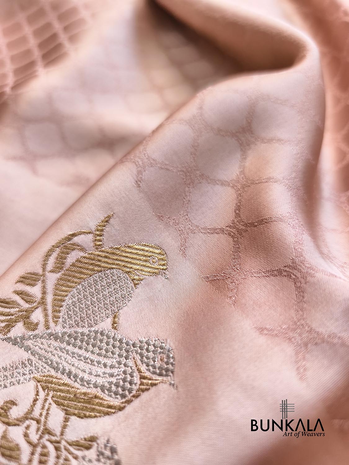 Dusty Pink Birds Jamewar Weaved Banarasi Mashru Silk Saree