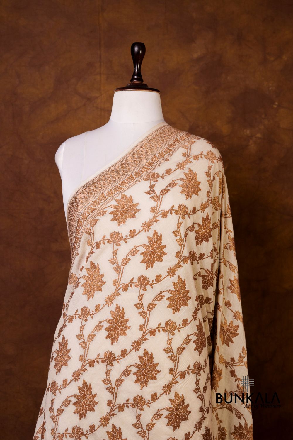 Dyeable Jaal Antique Zari Handloom Banarasi Pure Natural Moonga Silk Dupatta