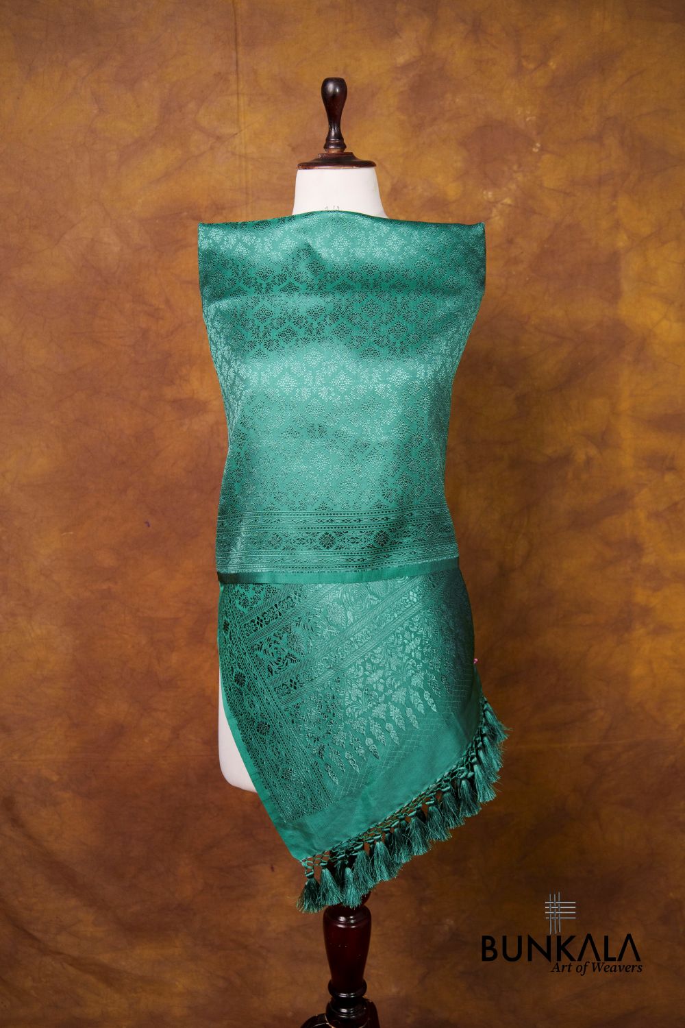 Emerald Green Daimond Jaal Brocade Resham Weaved Banarasi Mashru Silk Dupatta 