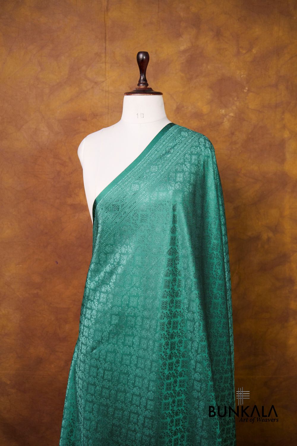 Emerald Green Daimond Jaal Brocade Resham Weaved Banarasi Mashru Silk Dupatta 
