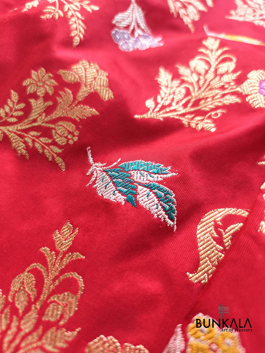 Exclusive Bridal Red Kadwa Jangla Handweaved Banarasi Pure Katan Silk Saree