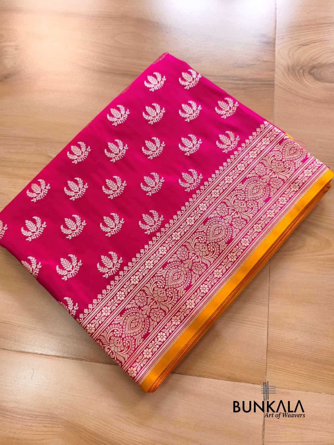 Fushia Pink Leaf Buti Banarasi Mashru Soft Silk Saree 