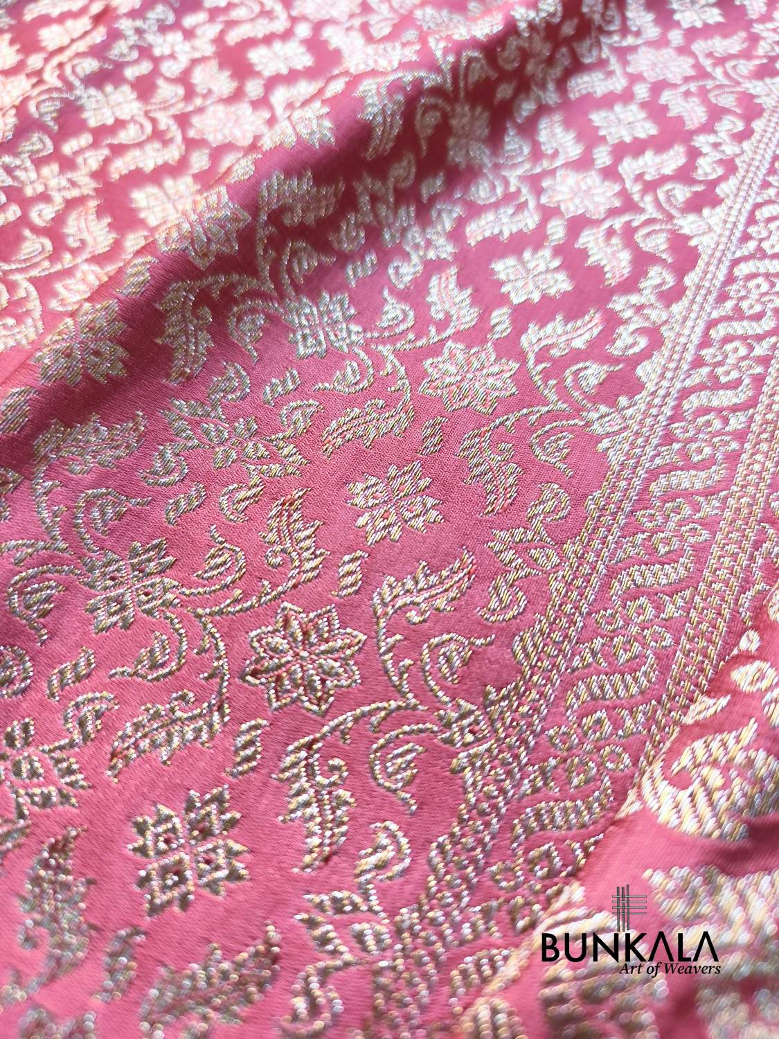 Gazri Pink Brocade Weaved Banarasi Mashru Silk Saree