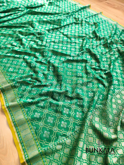 Green Ektara Banarasi Jamdani Geometric Weaved Silk Saree