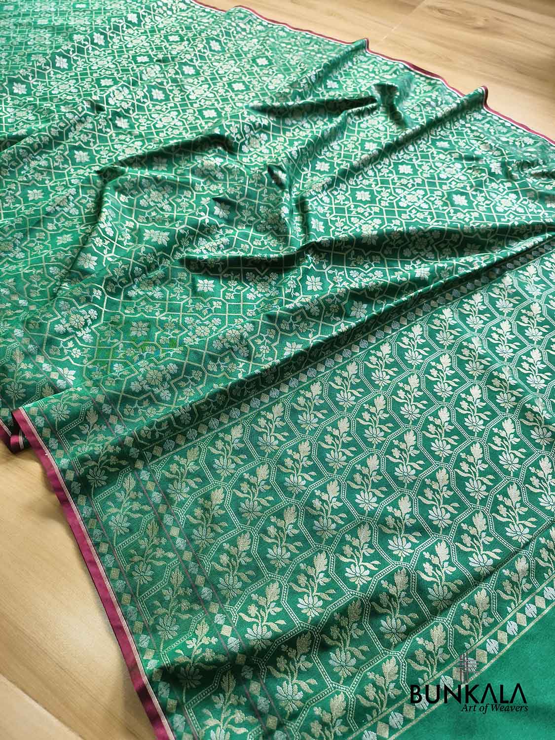 Green Ektara Banarasi Jamdani Weaved Silk Saree