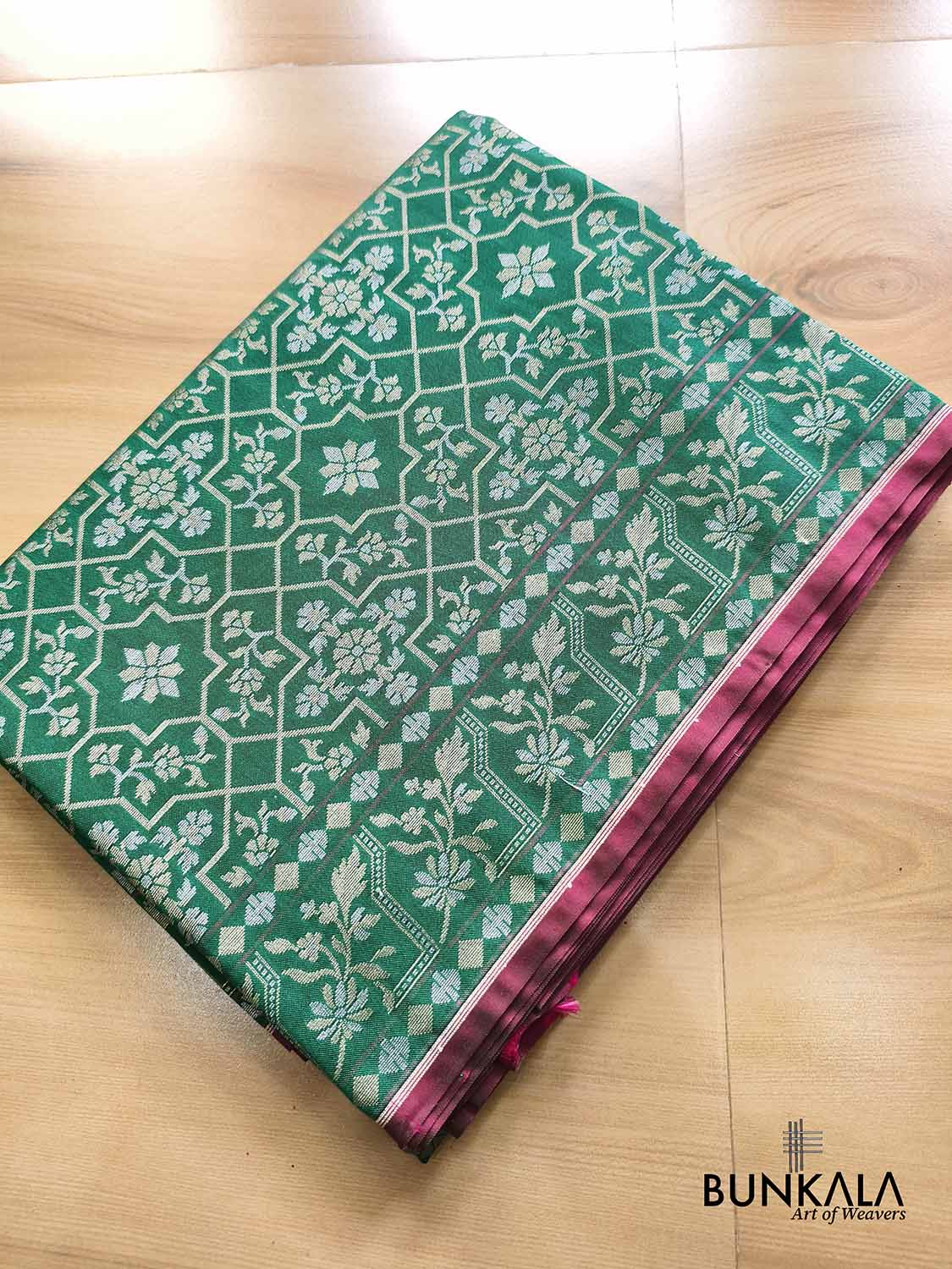 Green Ektara Banarasi Jamdani Weaved Silk Saree