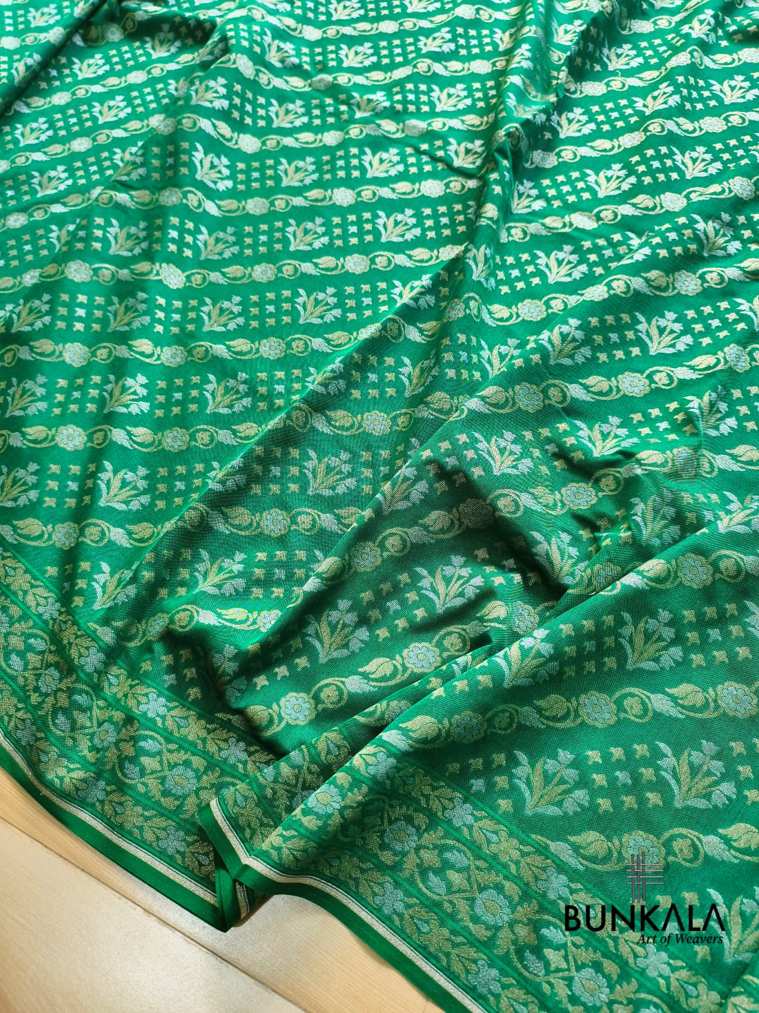 Emerald Green Ektara Banarasi Jamdani Weaved Silk Saree
