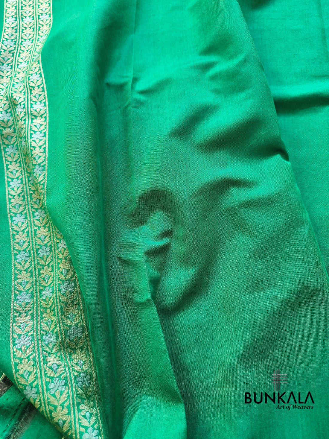 Emerald Green Ektara Banarasi Jamdani Weaved Silk Saree