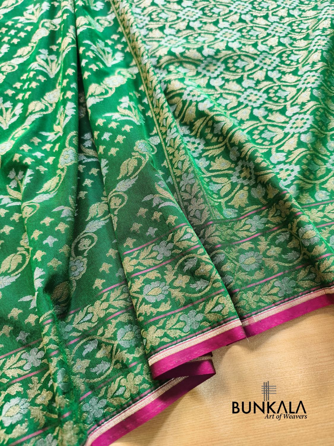 Green Ektara Banarasi Jamdani Weaved Silk Saree