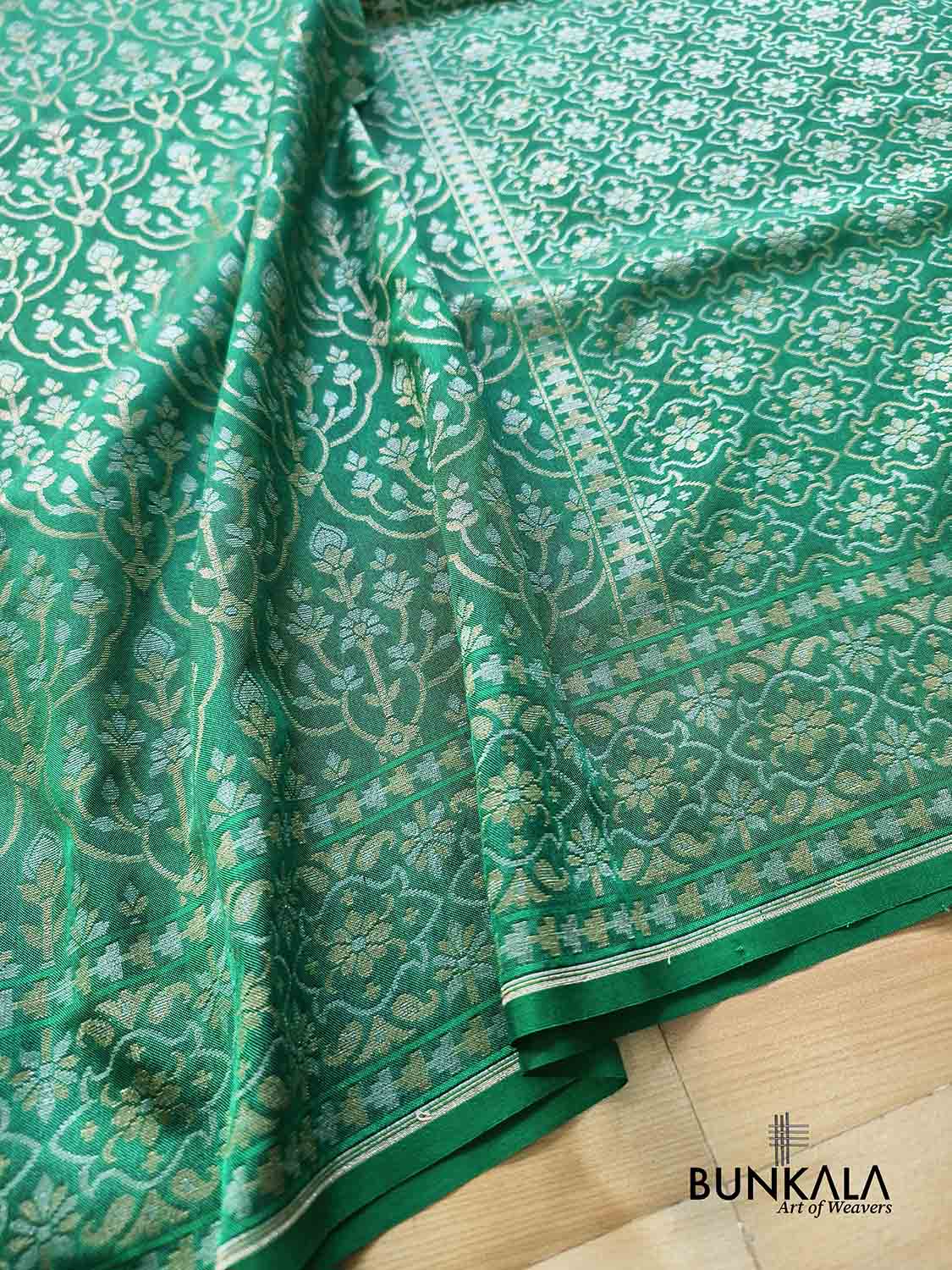 Green Ektara Banarasi Jamdani Weaved Silk Saree