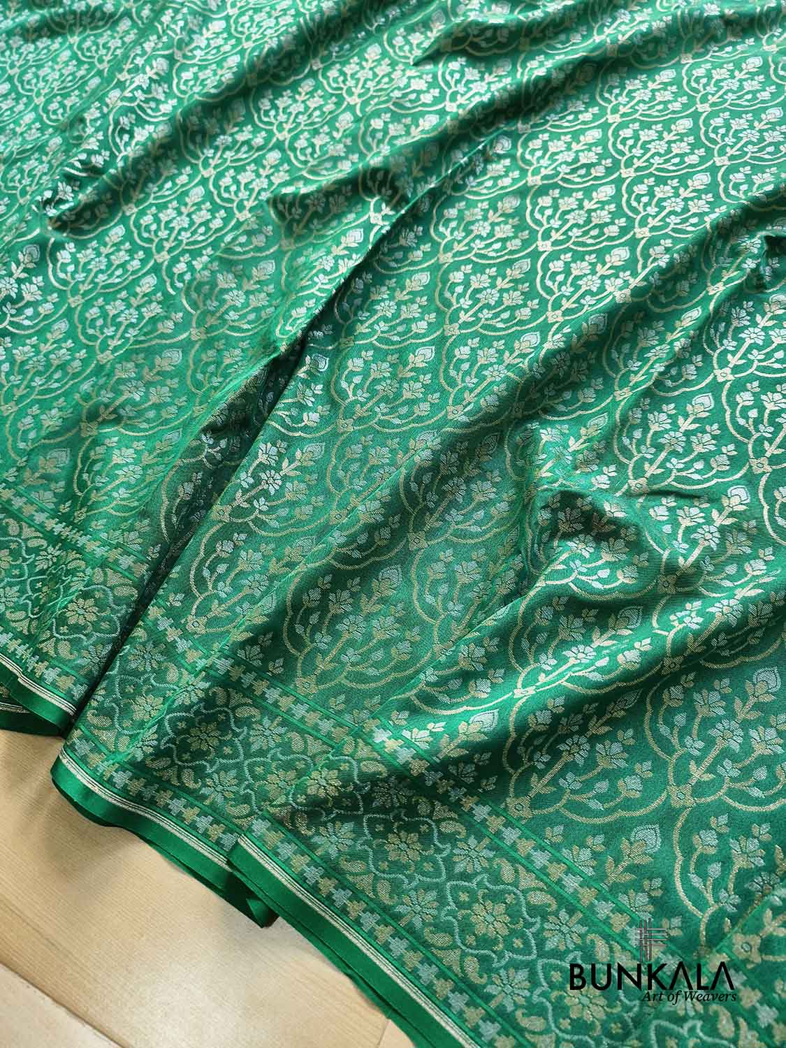 Green Ektara Banarasi Jamdani Weaved Silk Saree
