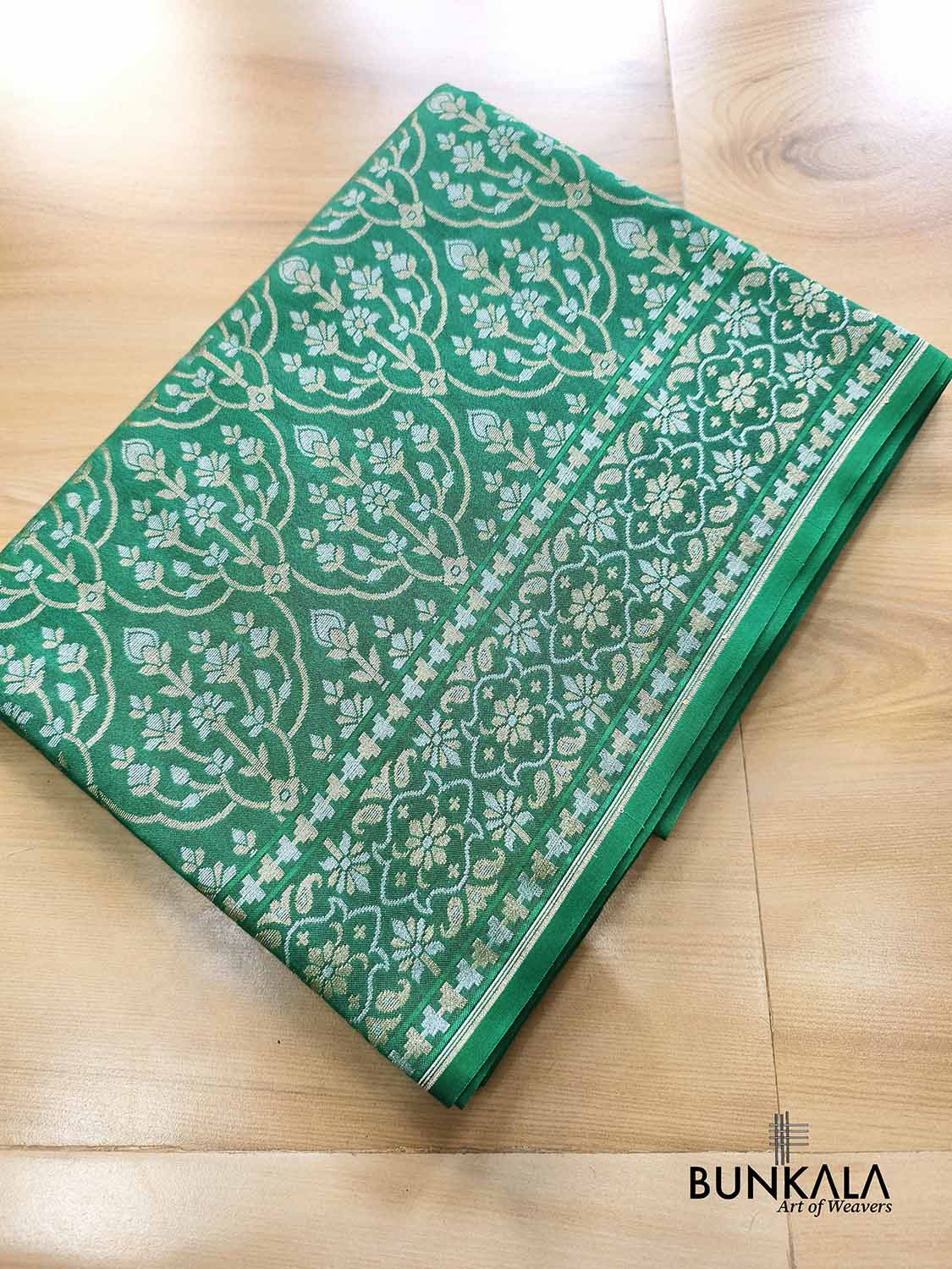 Green Ektara Banarasi Jamdani Weaved Silk Saree