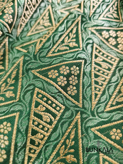 Green Geometrical Brocade Banarasi Mashru Silk Saree