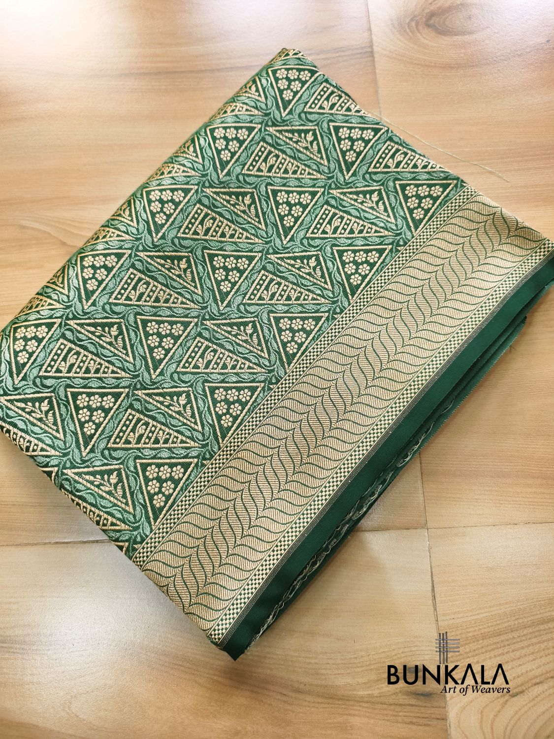 Green Geometrical Brocade Banarasi Mashru Silk Saree