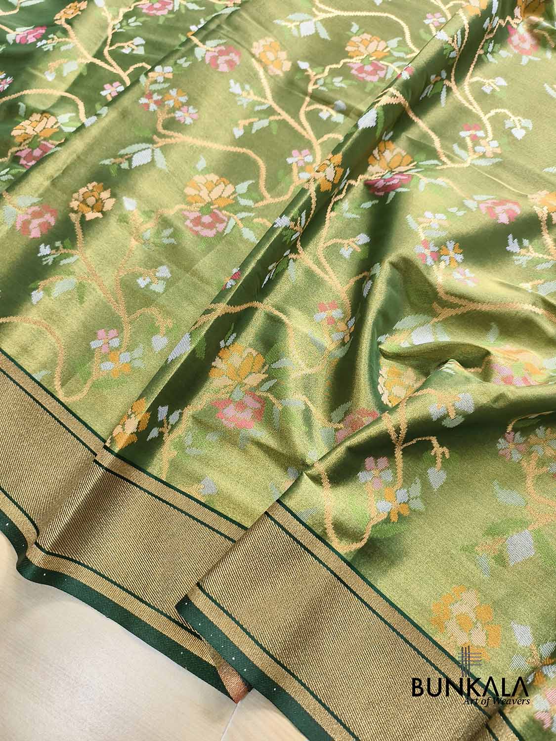 Green Jamdani Banarasi Floral Jaal Meenakari Weaved Tissue Saree