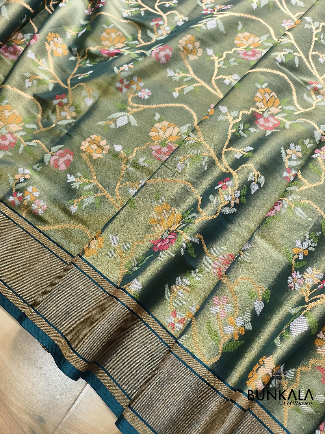 Green Jamdani Banarasi Floral Jaal Meenakari Weaved Tissue Saree