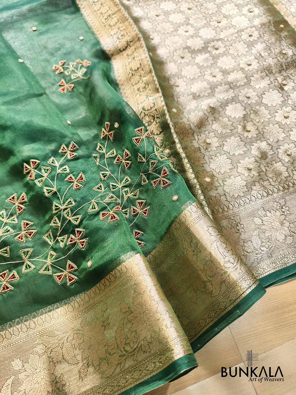Green Pure Tissue Hand Embroidered Work Banarasi Saree