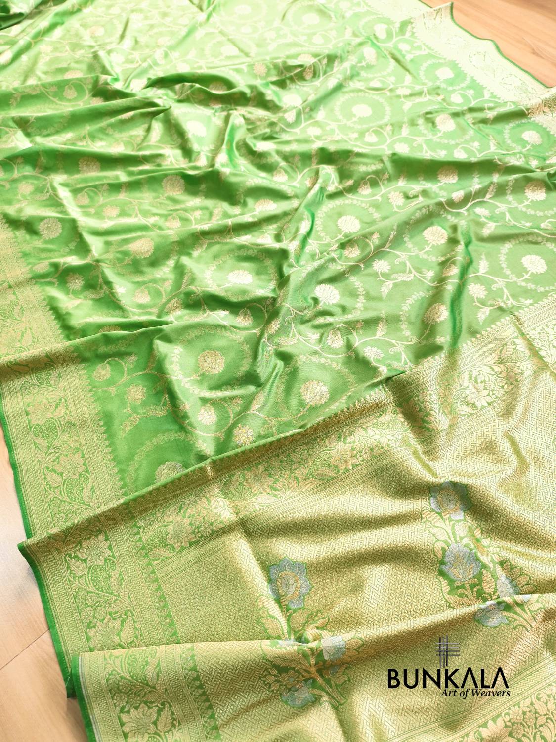 Green Sona Rupa Floral Jaal Banarasi Silk Saree 